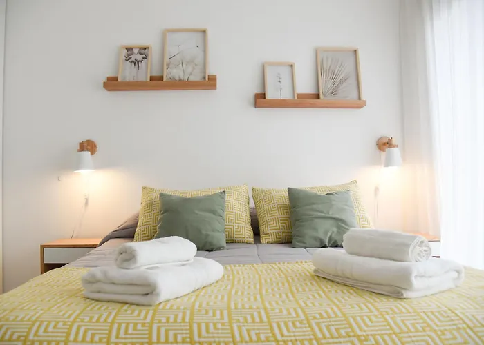 Dpto Premium, 2 Dorm, Con Balcon Terraza Y Pileta