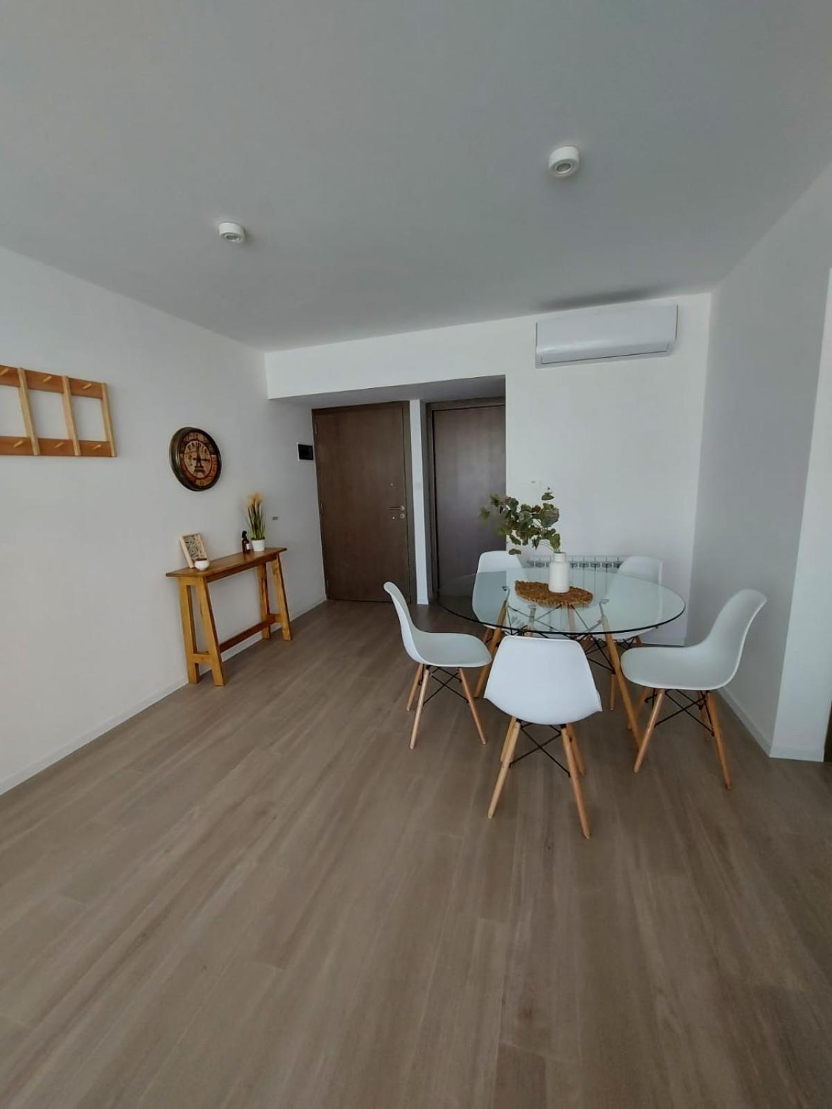 Dpto Premium, 2 Dorm, Con Balcon Terraza Y Pileta Apartment